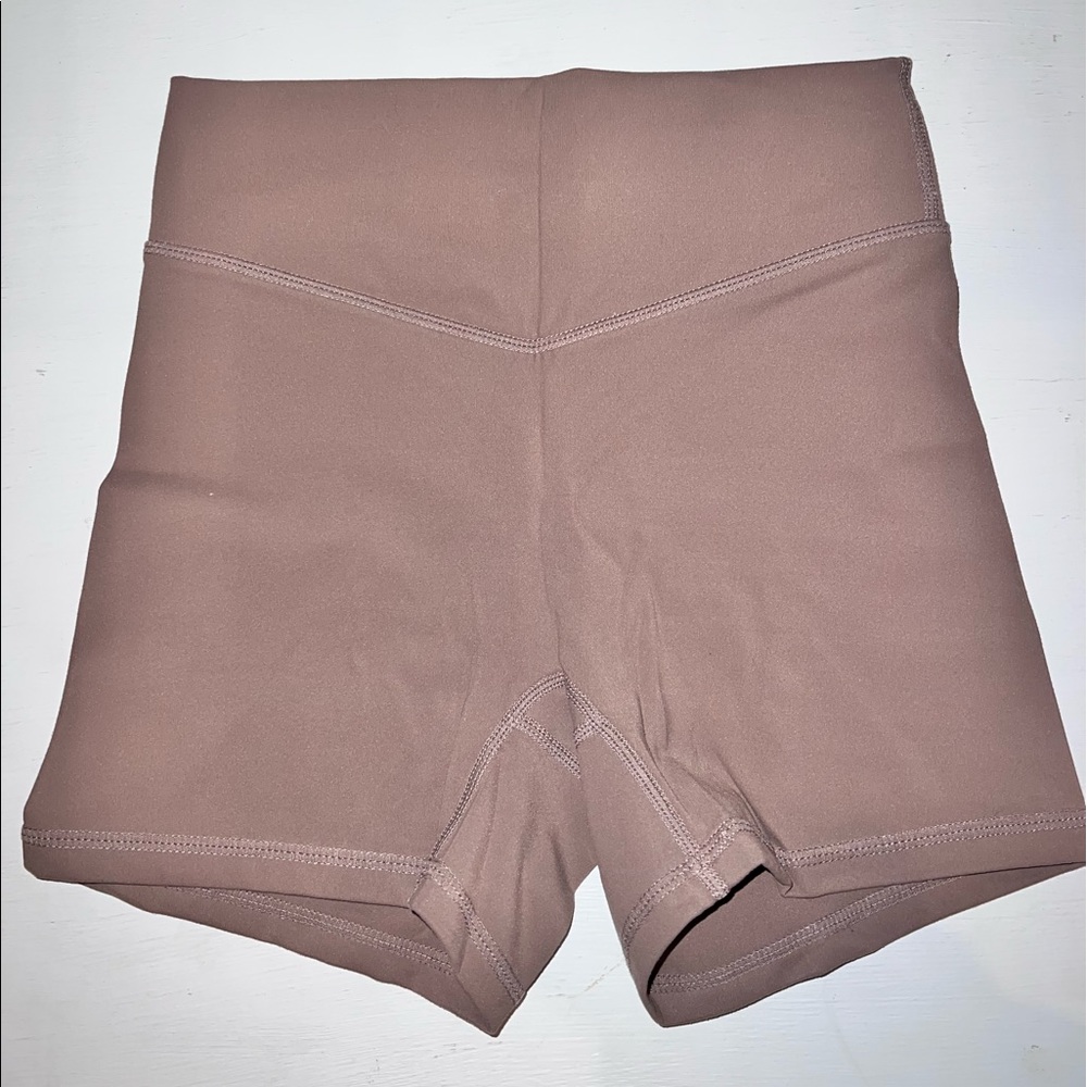Vitality (Balance athletica) cloud shorts in Sz XS